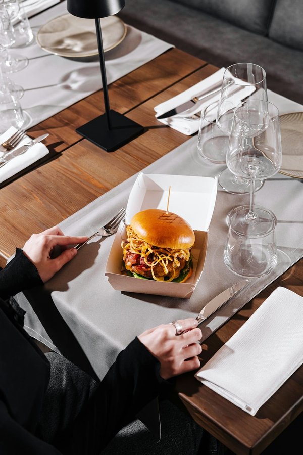 Come indossare le scarpe Oxford in modo femminile e sofisticato?